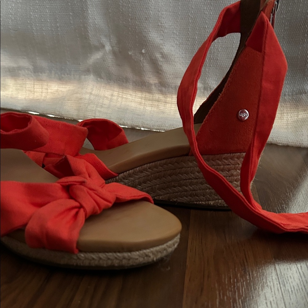 UGG Red Wedge Sandals with Bow Detail